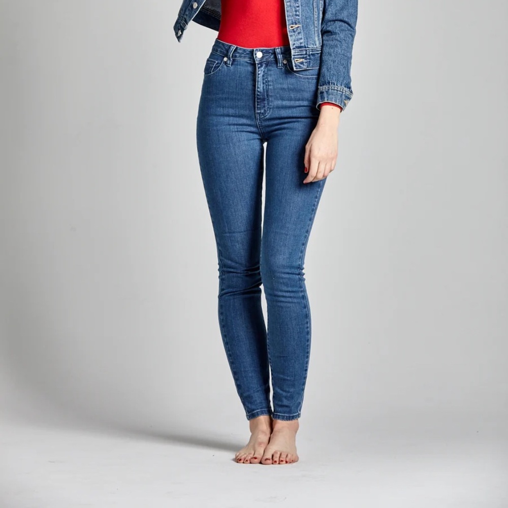L'école Des Femmes | High Waisted Skinny Jeans | Medium Wash 29"